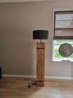 Houten vloerlamp, Huis en Inrichting, Lampen | Vloerlampen, Ophalen, Zo goed als nieuw, Hout, 150 tot 200 cm
