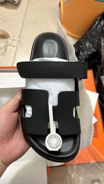 Hermes Slippers - Nieuw - Maat 42-43-44, Kleding | Heren, Schoenen, Ophalen of Verzenden, Nieuw, Zwart, Slippers