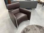 Leolux Oblomov fauteuil bruin leer Design stoel Tamtam, Huis en Inrichting, Fauteuils, Leolux, Nieuw, Ophalen of Verzenden, 50 tot 75 cm