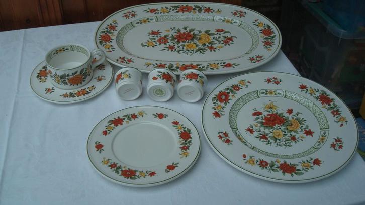 Villeor & Boch Summer Day items, Huis en Inrichting, Keuken | Servies, Zo goed als nieuw, Overige stijlen, Porselein, Ophalen of Verzenden