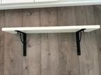 Wandplank met zwarte dragers, Huis en Inrichting, Woonaccessoires | Wandplanken en Boekenplanken, Ophalen of Verzenden, Zo goed als nieuw