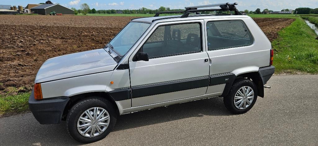 Fiat Panda 1.1 65K km. 4WD 2002 Grijs 4x4, Auto's, Fiat, Particulier, Panda, 4x4, Benzine, E, Hatchback, Handgeschakeld, Geïmporteerd