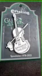 Gevraagd Efteling spookslot viool pin, Verzamelen, Ophalen of Verzenden, Nieuw, Button of Speldje