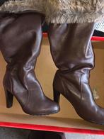 Bruine Laarzen met Bont - Mt 37, Zo Goed Als Nieuw, Ophalen of Verzenden