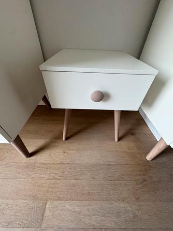 Nachtkastjes/Ladekastjes - Stijl Kledingkasten