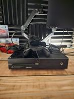 Xbox One 500GB | Inclusief controller + 4 games, Xbox One, Ophalen of Verzenden, Zo goed als nieuw, Met 1 controller