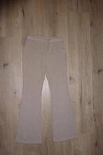 Beige flared broek mt L, lengte maat 30 zgan, Beige, Maat 42/44 (L), Ophalen of Verzenden, Zo goed als nieuw