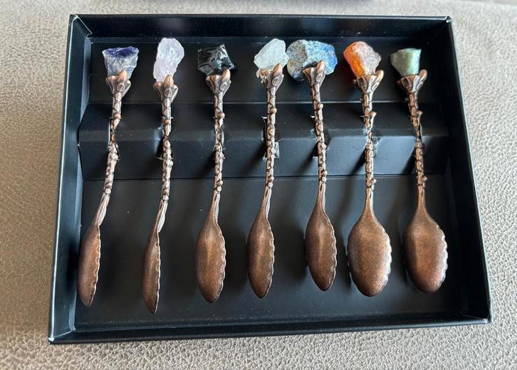 Edelsteen Kristal Hekslepels - Set van 7 Bronzen Lepels, Antiek en Kunst, Antiek | Keukenbenodigdheden, Ophalen of Verzenden