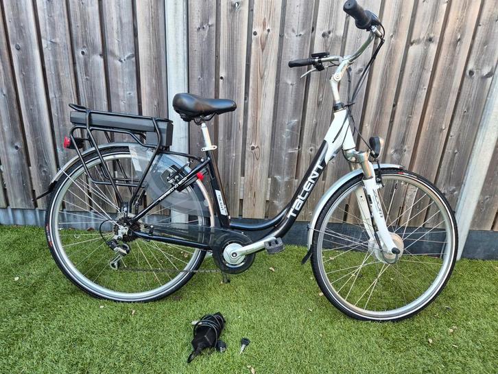 Elektrische fiets, Fietsen en Brommers, Elektrische fietsen, Zo goed als nieuw, Overige merken, Ophalen