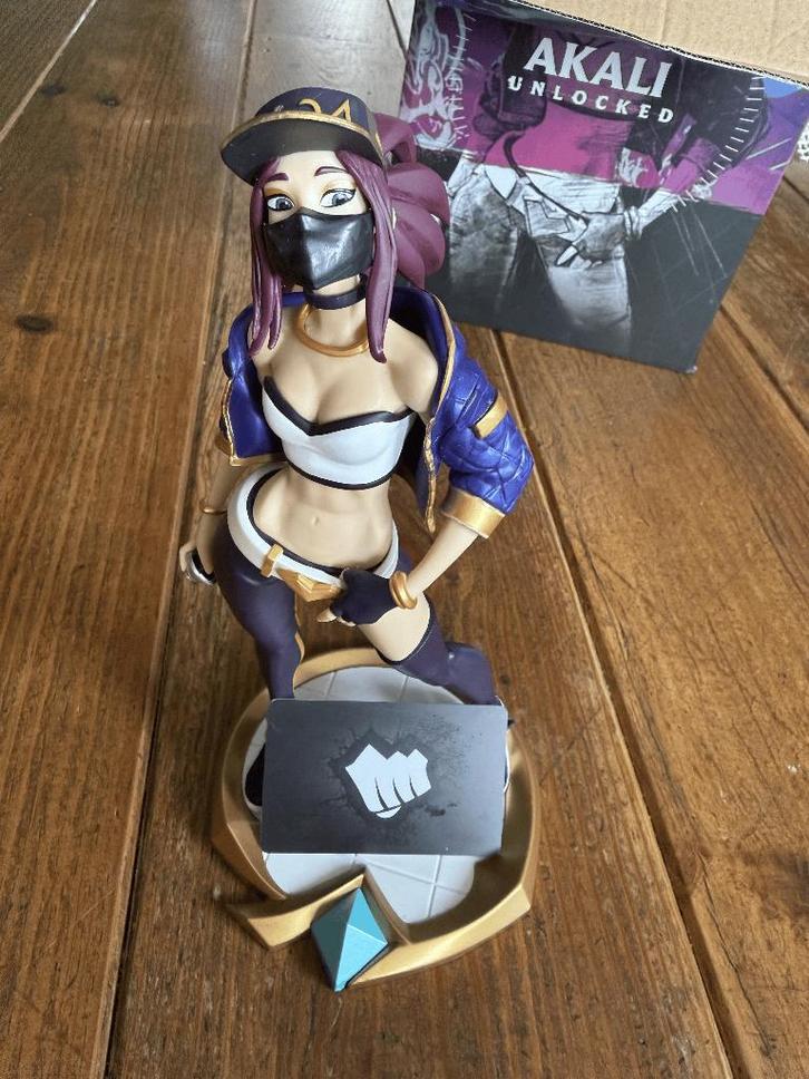 League of Legends KDA Akali Statue, Verzamelen, Poppetjes en Figuurtjes, Zo goed als nieuw, Ophalen of Verzenden