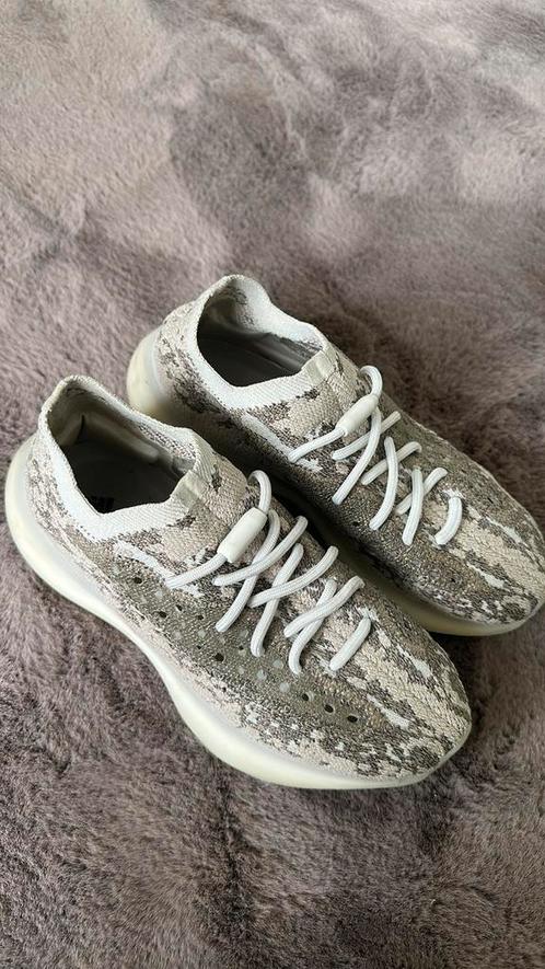Adidas Originals Yeezy Boost 380 Pyrite, Kleding | Dames, Schoenen, Zo goed als nieuw, Sneakers of Gympen, Ophalen of Verzenden