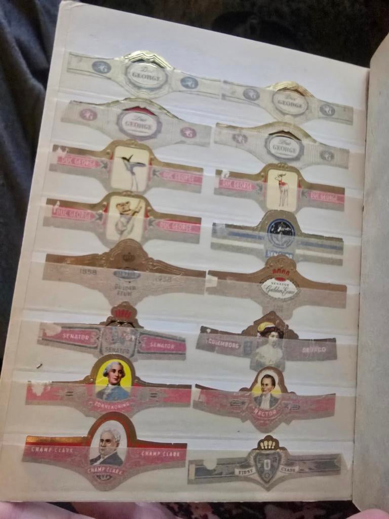 Verzameling Sigarenbandjes - Diverse Oude Exemplaren, Ophalen, Gebruikt