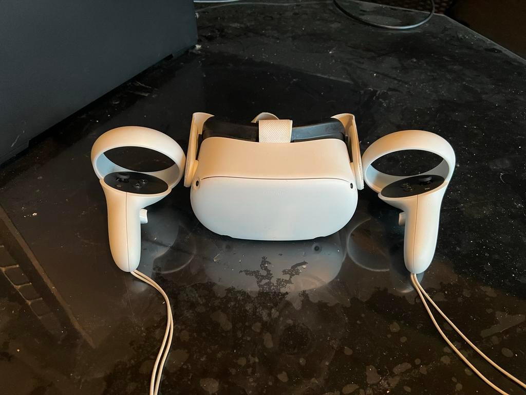 Oculus Quest 2, Spelcomputers en Games, Virtual Reality, Ophalen of Verzenden, Zo goed als nieuw, VR-bril, Overige platformen