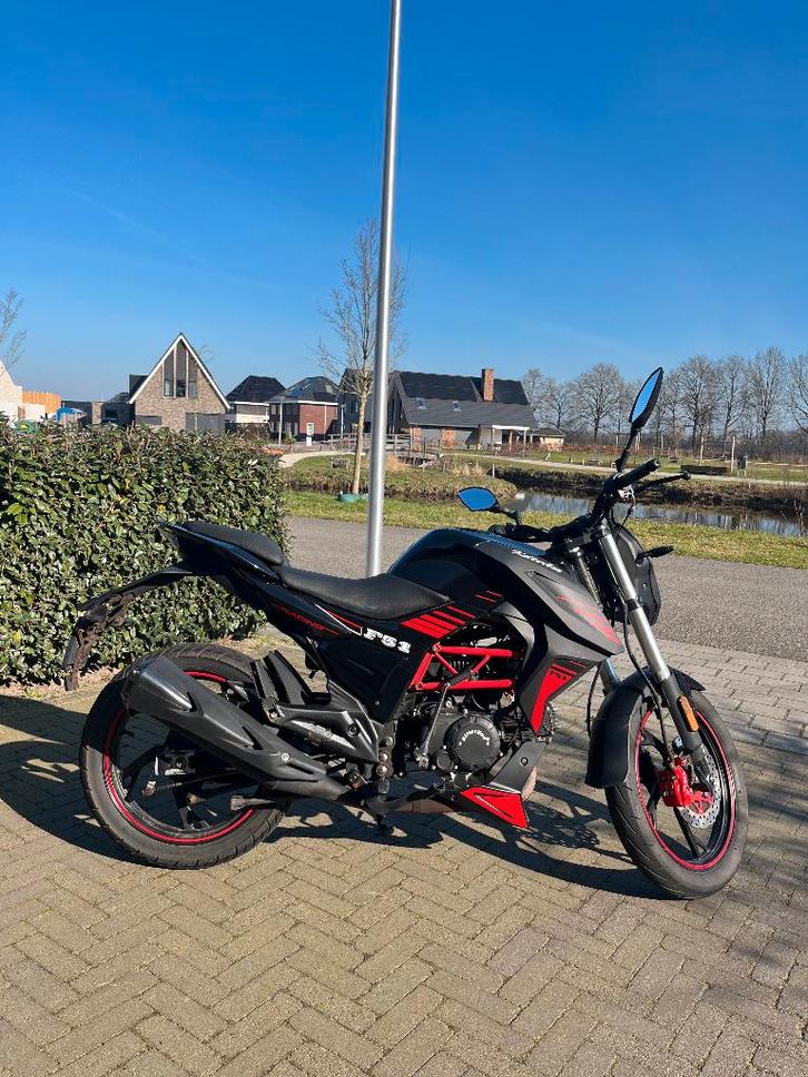 Killerbee F51, Fietsen en Brommers, Brommers | Crossbrommers, Gebruikt, Overige merken, Ophalen