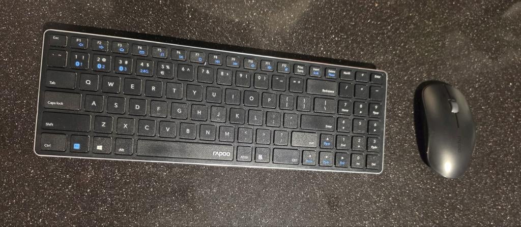 Rapoo | Muis & Toetsenboard | Draadloos, Toetsenbord en muis-set, Ophalen of Verzenden, Zo goed als nieuw, Draadloos