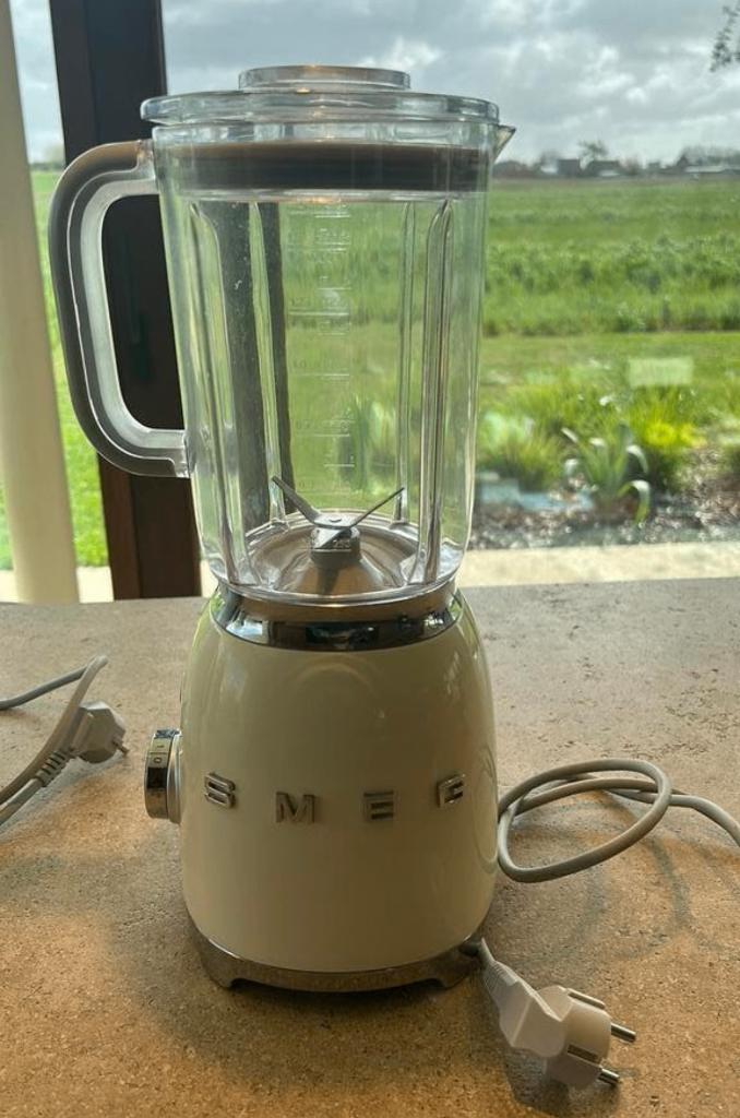 Smeg blender, Witgoed en Apparatuur, Ophalen of Verzenden, Zo goed als nieuw, Blender