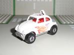 Hot Wheels - Volkswagen Baja Bug Kever - 1:64, Hobby en Vrije tijd, Modelauto's | Overige schalen, Ophalen of Verzenden, Zo goed als nieuw