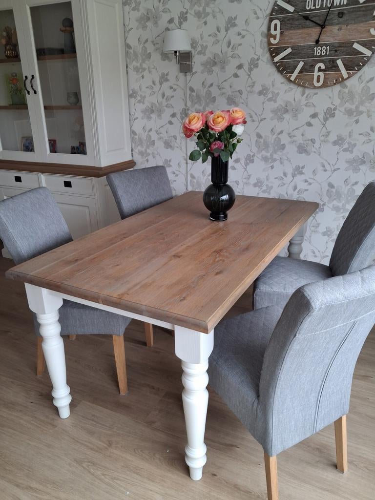 Eettafel, Ophalen, Gebruikt, 4 tot 6 stoelen