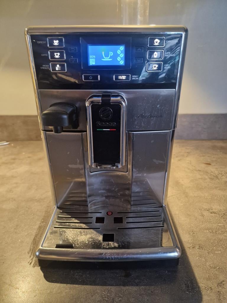 Saeco pico koffiemachine - RVS, Witgoed en Apparatuur, Koffiezetapparaten, Gebruikt, 10 kopjes of meer, Koffiemachine, Afneembaar waterreservoir