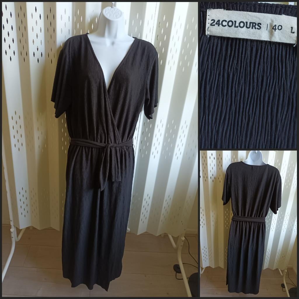 24COLOURS Zwarte Maxidress Jurk met Strikceintuur L, Kleding | Dames, Zwart, Maat 42/44 (L), Ophalen of Verzenden, Zo goed als nieuw