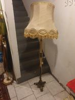 Antieke sta lamp nr 2 met of zonder kap, Ophalen