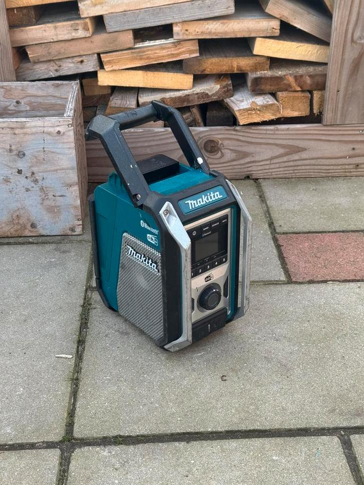 Makita dmr115 bouwradio/radio, Audio, Tv en Foto, Radio's, Zo goed als nieuw, Bouwradio, Ophalen of Verzenden