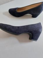 Schoenen., Blauw, Instappers, Zo goed als nieuw, Ophalen