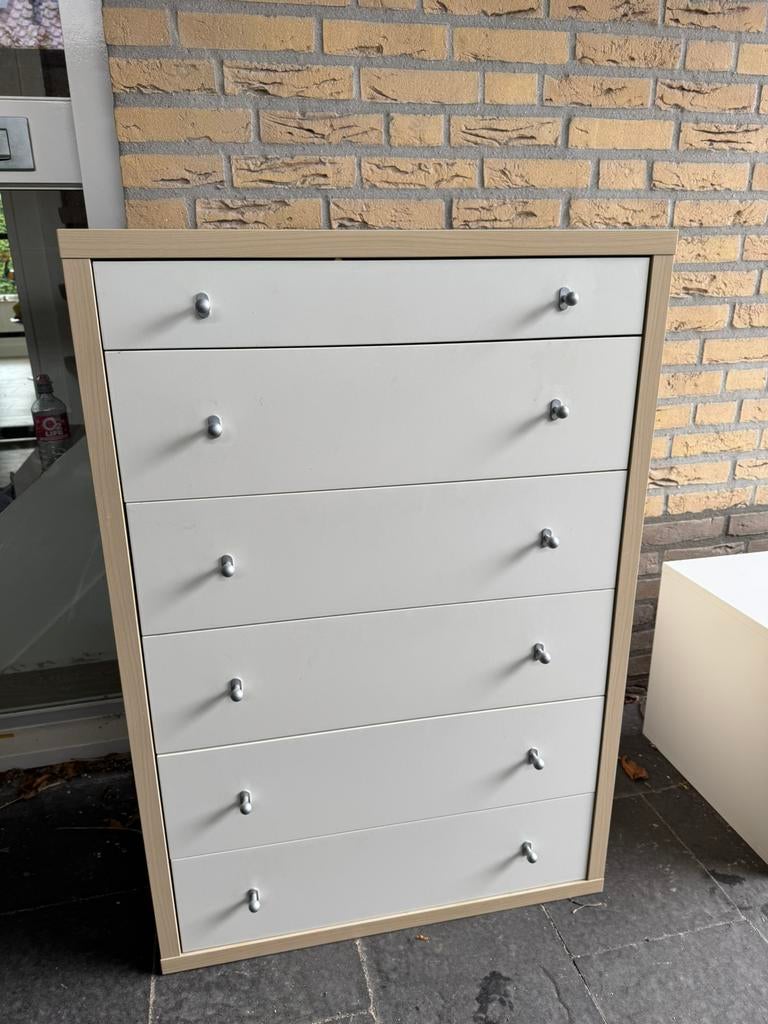 Nog net IKEA kastje voor bv. Kinderkamer, Huis en Inrichting, Ophalen, Gebruikt, 5 laden of meer, 100 tot 150 cm