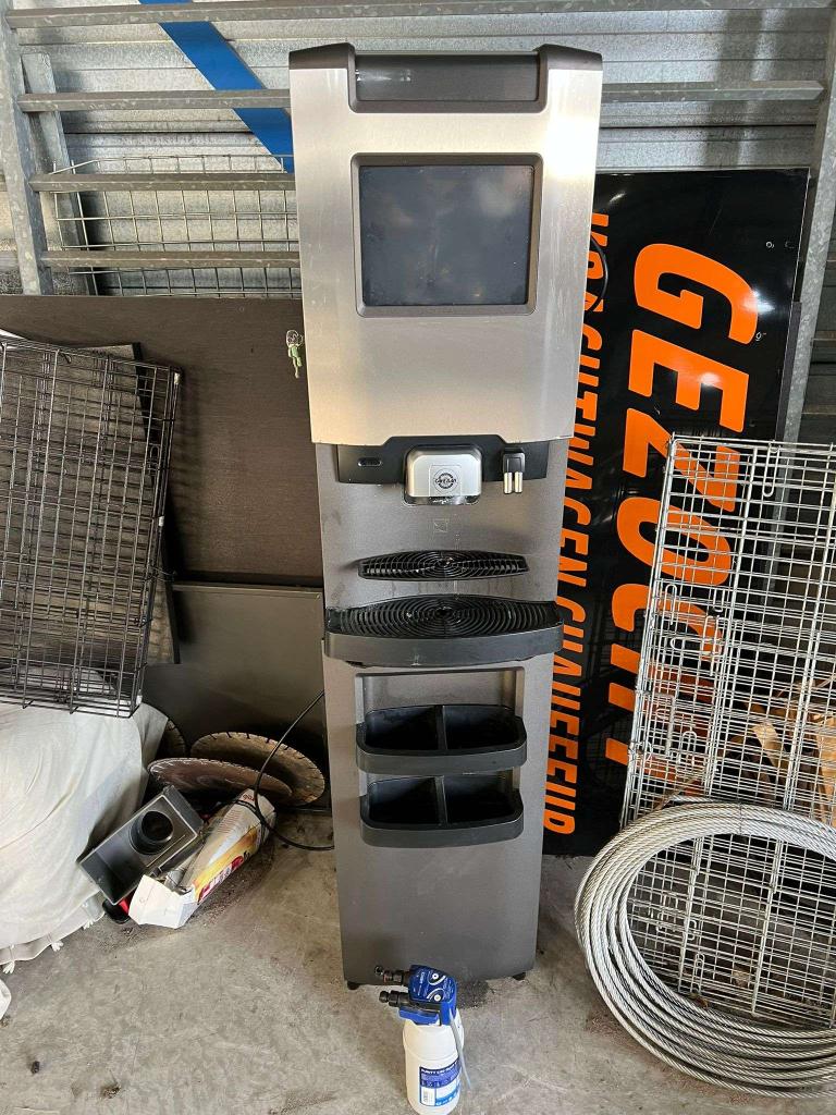 Professionele CafeBar koffiemachine met onderkast, Witgoed en Apparatuur, Koffiemachine-accessoires, Gebruikt