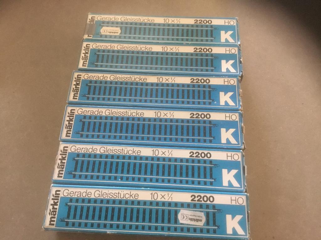 Märklin Rechte Gleisstücke 2200 HO K, Hobby en Vrije tijd, Wisselstroom, Gebruikt, Rails, Ophalen of Verzenden