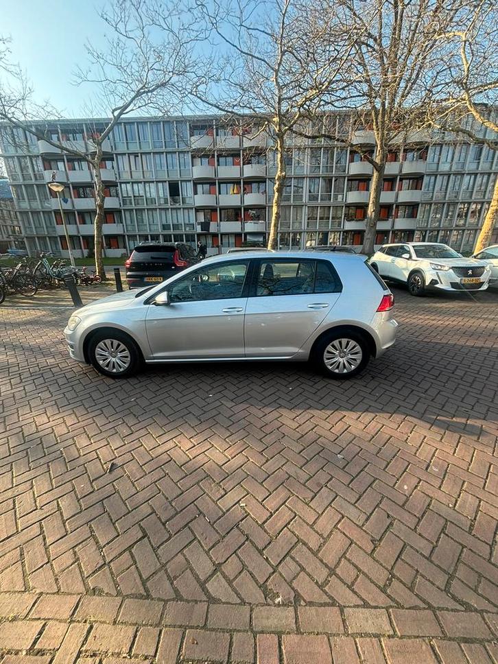 Volkswagen Golf 1.2 TSI 77KW 5D 2013 Grijs Motor gereviseerd, Auto's, Volkswagen, Particulier, Golf, Benzine, A, Hatchback, Handgeschakeld