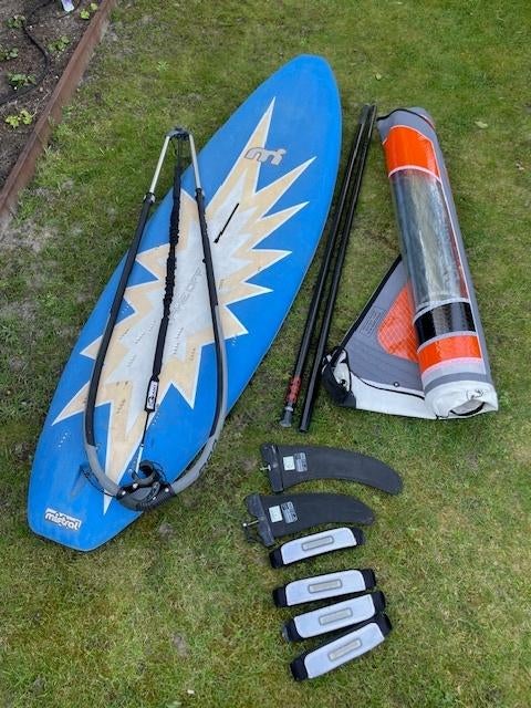 mistral windsurf set compleet voor kinderen, Watersport en Boten, Ophalen, Gebruikt, Met draagtas, Minder dan 250 cm
