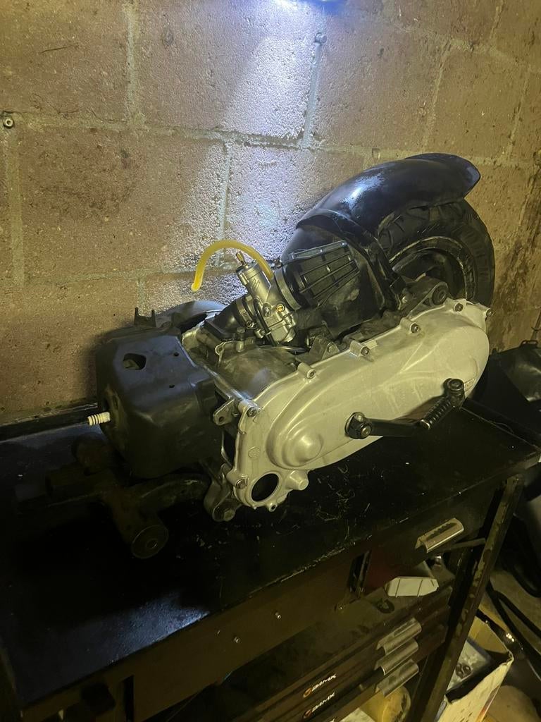 Piaggio zip 2t 70cc plug en play blok, Ophalen of Verzenden, Zo goed als nieuw, Blok, Piaggio