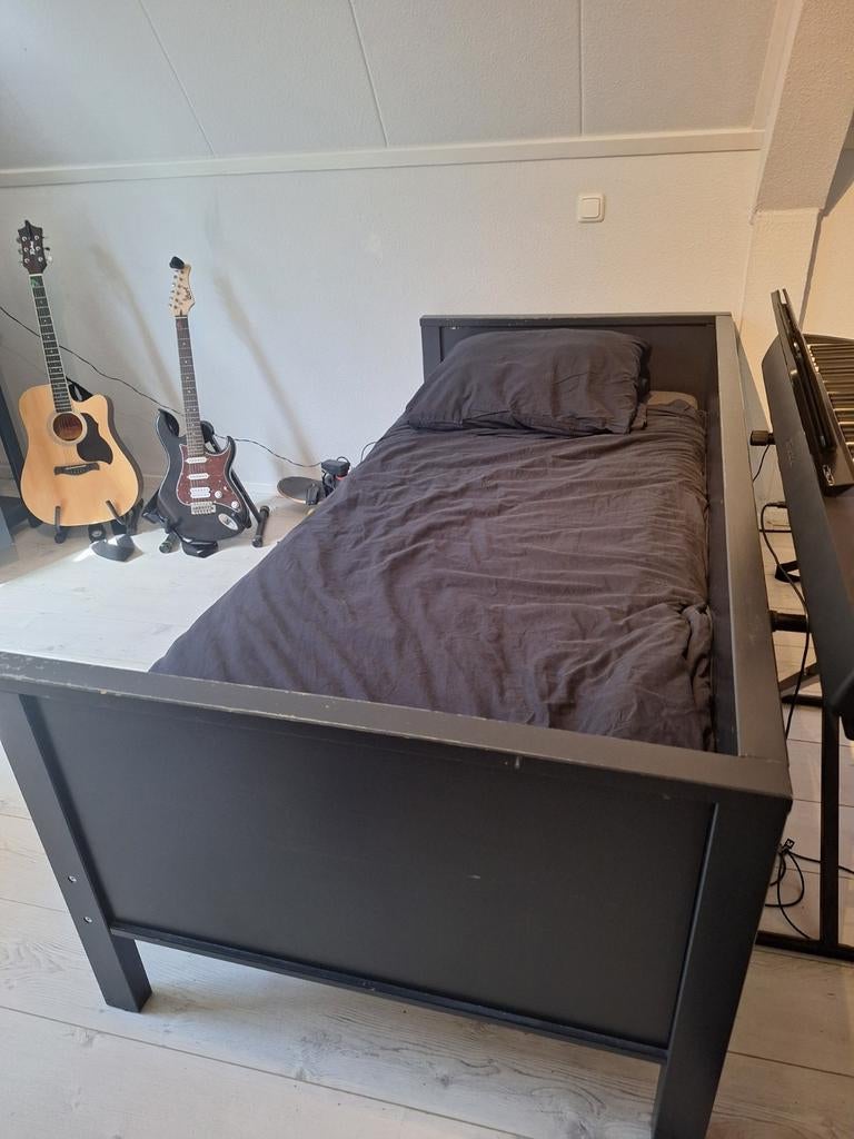 Woood Dennis 1-persoons bed, Ophalen, Eenpersoons, Zo goed als nieuw, 200 cm