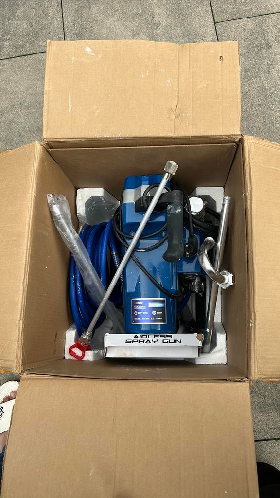 Airless paint spray, Doe-het-zelf en Verbouw, Ophalen, Zo goed als nieuw, Elektrisch, Bovenfrees