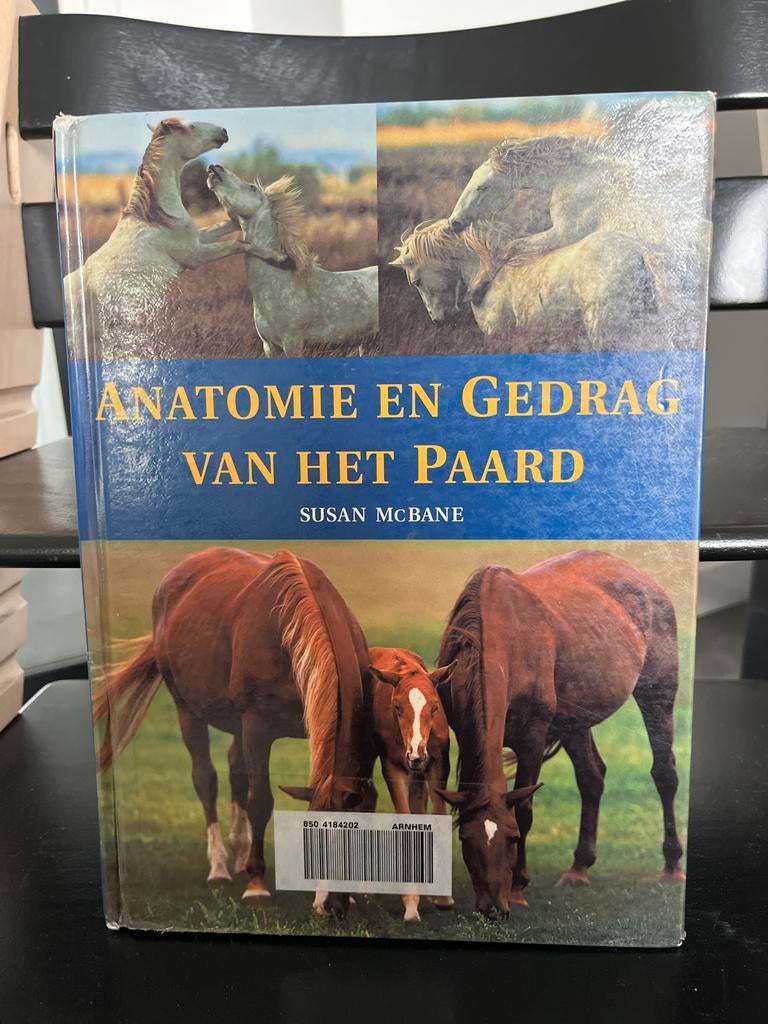Anatomie en Gedrag van het Paard - Susan McBane, Ophalen of Verzenden, Gelezen, Paarden of Pony's