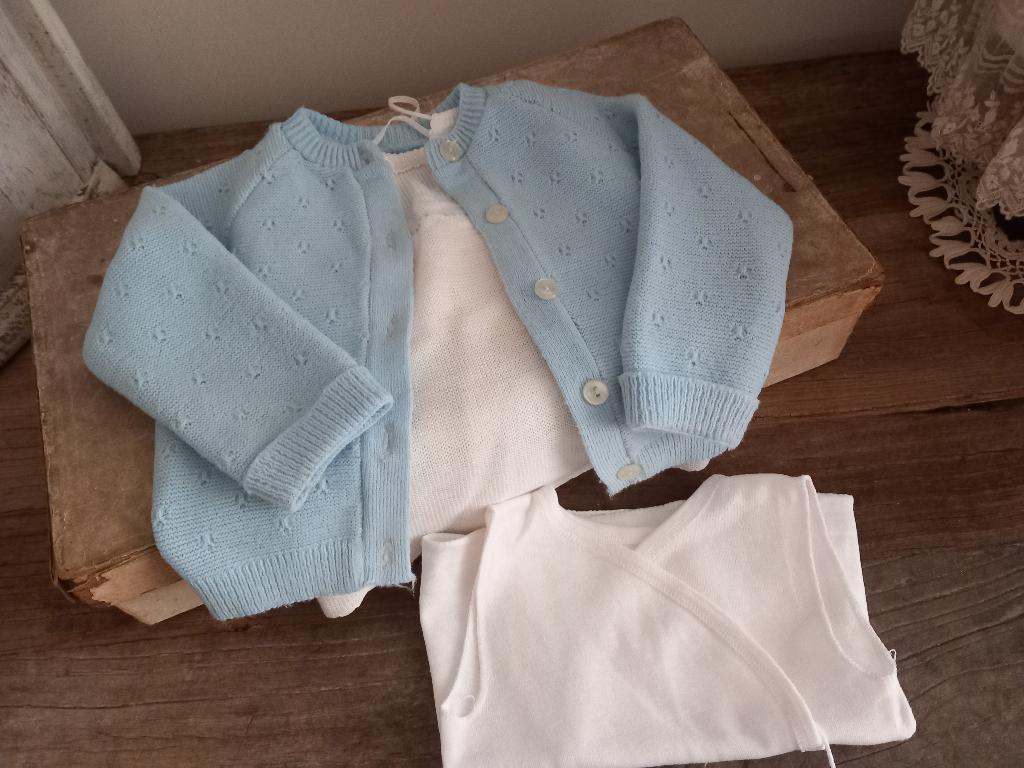 Vintage baby poppen kleertjes 3 delig jaren 50, Verzenden, Zo goed als nieuw, Kleertjes