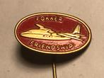 Metalen FOKKER FRIENDSHIP VLIEGTUIG Speld (Rood/Messingkl.)., Verzenden, Zo goed als nieuw, Transport, Speldje of Pin