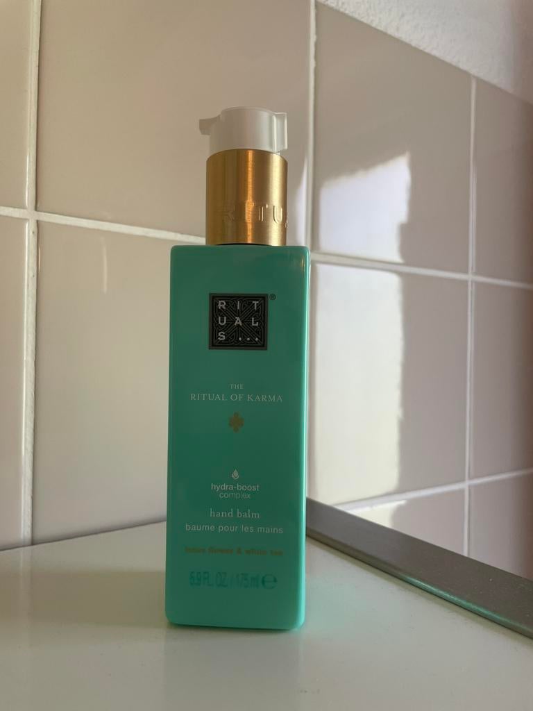 Rituals of karma hand balm, Sieraden, Tassen en Uiterlijk, Uiterlijk | Lichaamsverzorging, Ophalen of Verzenden, Nieuw, Bodylotion, Crème of Olie