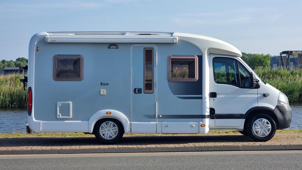 Knaus Sun Ti 600 UF Face to Face zit, Caravans en Kamperen, Campers, Ringverwarming, Bedrijf, Tot en met 3, Luifel