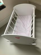 Wit poppenbedje - Angel toys - incl roze stippen beddengoed, Verzamelen, Poppenhuizen en Toebehoren, Ophalen, Zo goed als nieuw