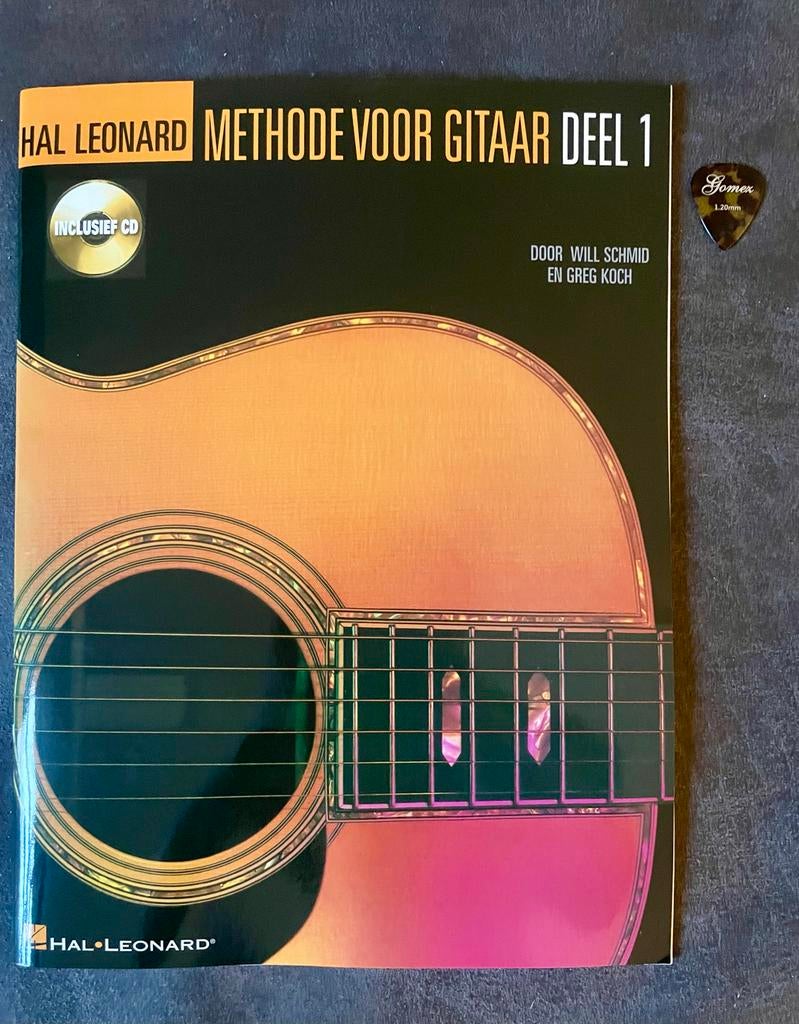 Veelah TOGO-M met reistas, boekje, CD en plectrum, Ophalen, Zo goed als nieuw, Western- of Steelstringgitaar, Met koffer