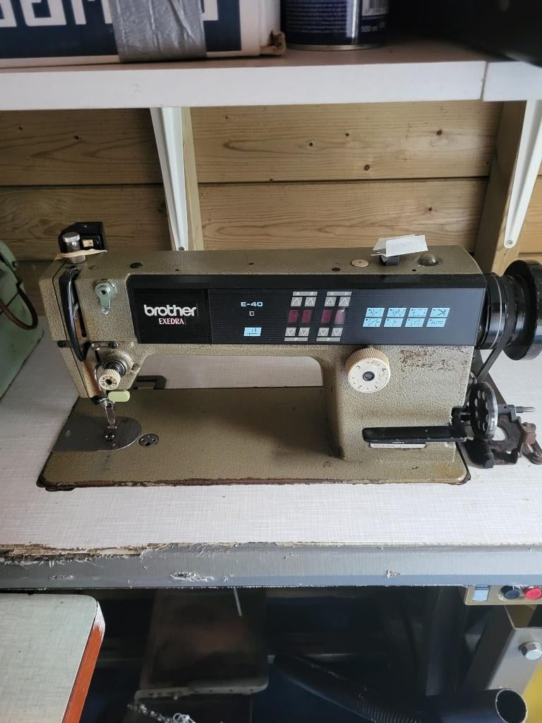 Brother Industriële Naaimachine, Hobby en Vrije tijd, Naaimachines en Toebehoren, Ophalen, Gebruikt, Naaimachine, Industrieel