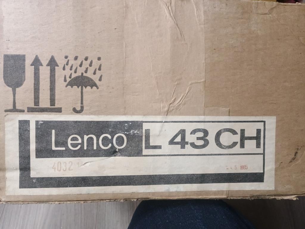 Lenco L 43 CH Platenspeler - Nieuw in doos, Ophalen of Verzenden, Nieuw, Platenspeler, Overige merken