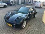 Smart Roadster 0.7 60KW AUT 2004 Zwart, Auto's, Smart, Achterwielaandrijving, Roadster, Zwart, Origineel Nederlands