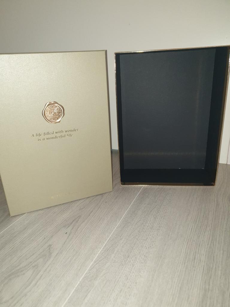 Rituals kado verpakking leeg., Ophalen, Zo goed als nieuw