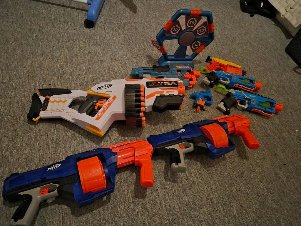 Grote Nerf Blaster Collectie met Doelwit, Ophalen, Gebruikt