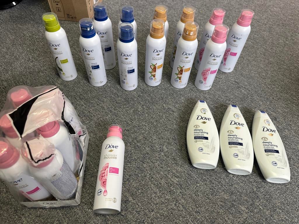 Diverse Dove doucheproducten, Ophalen of Verzenden, Nieuw, Bad & Douche