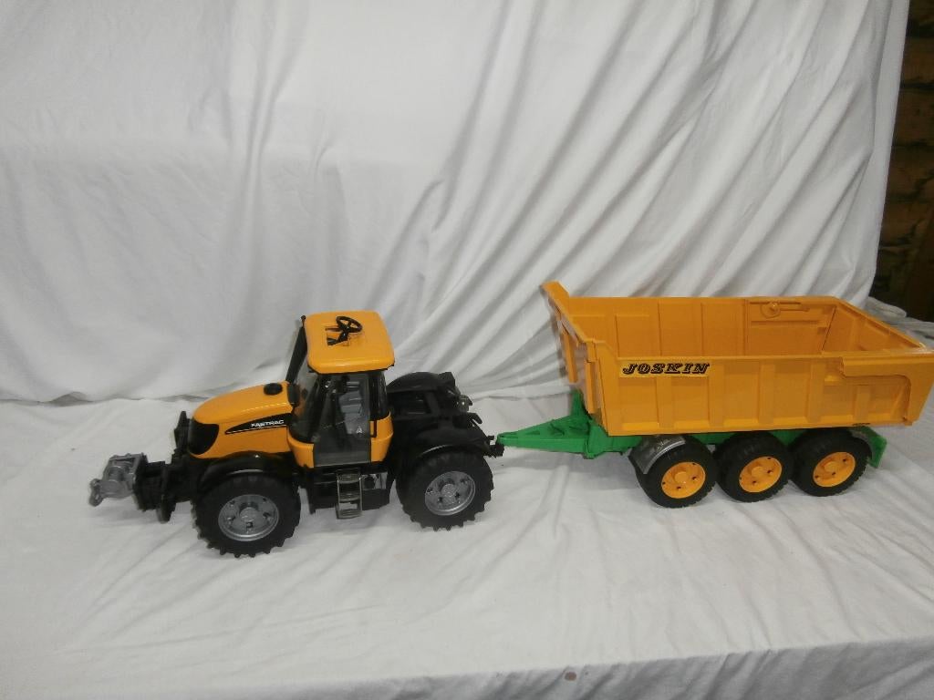 Bruder JCB trekker met lier en Joskin kieper, Ophalen, Zo goed als nieuw
