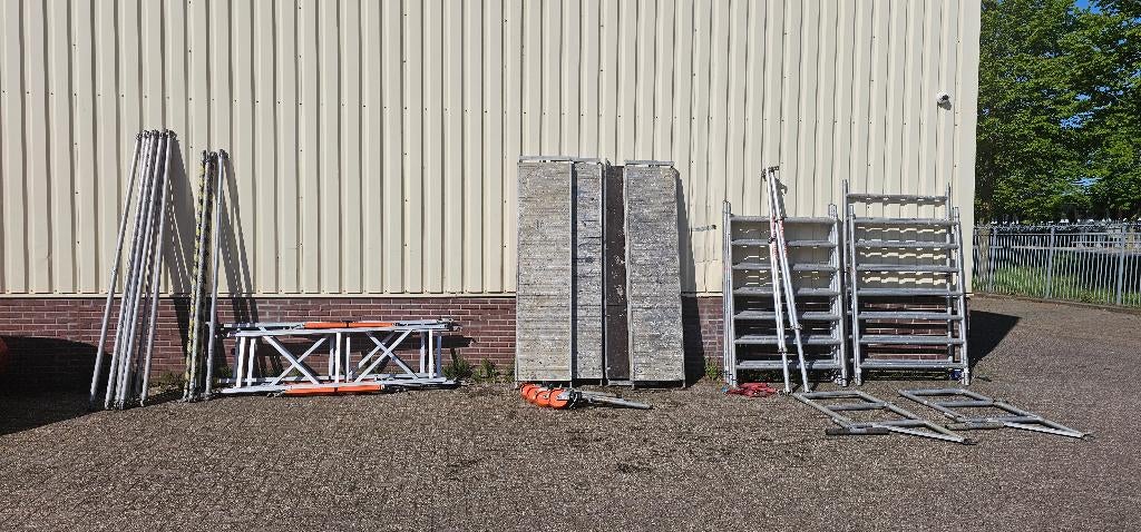 Altrex 5200 rolsteiger met aanhanger, Ophalen, Gebruikt, Rolsteiger of Kamersteiger, 5 meter of hoger